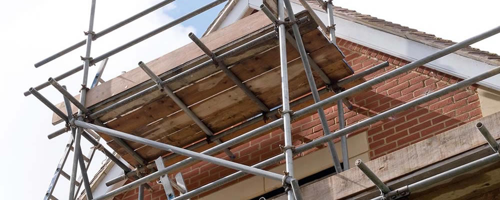 The Distinctions Between Commercial and Domestic Scaffolding